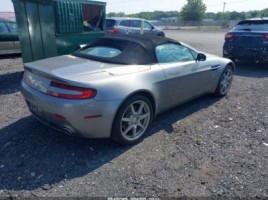Aston Martin Vantage | 2
