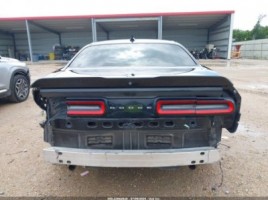Dodge Challenger | 4