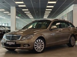Mercedes-Benz C320 | 1