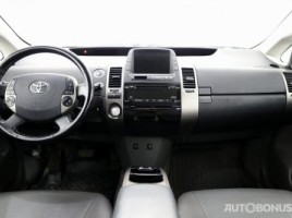 Toyota Prius | 4