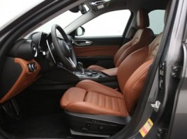 Alfa Romeo Giulia, 2.0 l., Седан | 3