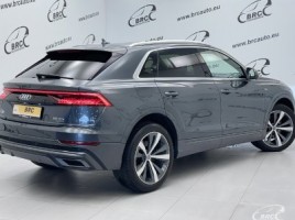 Audi Q8 | 1