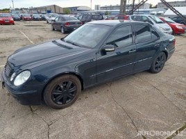 Mercedes-Benz E240, 2.6 l., sedanas | 1