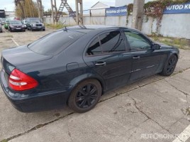 Mercedes-Benz E240, 2.6 l., sedanas | 2