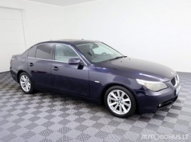 BMW 530 sedanas