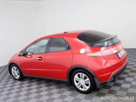 Honda Civic, 1.8 l., hatchback | 3