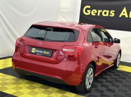 Mercedes-Benz A180 | 3