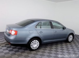 Volkswagen Jetta | 2