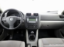 Volkswagen Jetta | 4