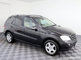 Mercedes-Benz ML420 внедорожник