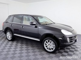 Porsche Cayenne visureigis