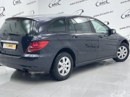 Mercedes-Benz R320 | 1