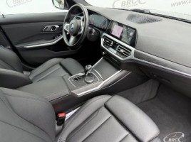 BMW 330, 2.0 l., Седан | 4