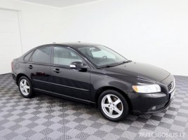 Volvo S40 sedanas