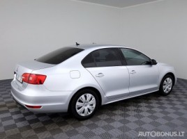 Volkswagen Jetta | 2