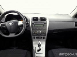 Toyota Corolla | 4
