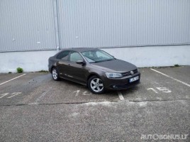 Volkswagen Jetta | 1