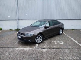 Volkswagen Jetta | 2