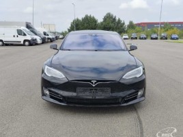 Tesla Model S, sedanas | 4