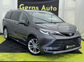 Toyota Sienna | 2
