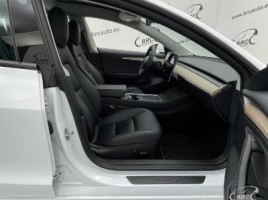 Tesla Model 3, sedanas | 3