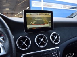 Mercedes-Benz CLA200 | 4