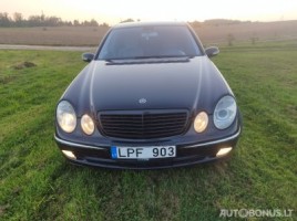 Mercedes-Benz E270