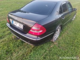 Mercedes-Benz E270, 2.7 l., sedanas | 3