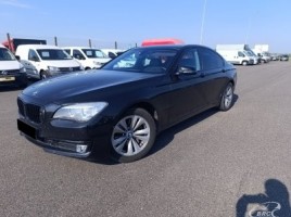 BMW 740