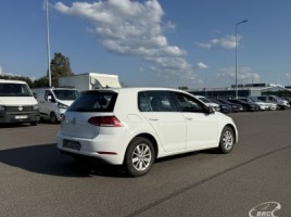 Volkswagen Golf | 1