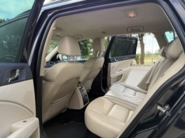 Skoda Superb, 2.0 l., universalas | 3