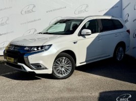 Mitsubishi Outlander внедорожник