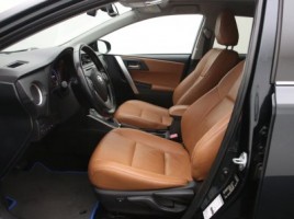Toyota Auris | 3
