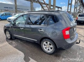 Kia Carens | 3