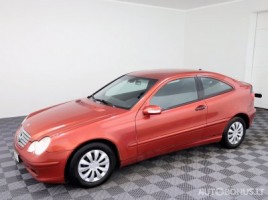 Mercedes-Benz C220 | 1
