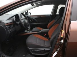 Toyota Avensis, 1.8 l., sedanas | 3
