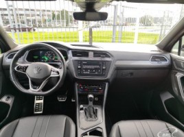 Volkswagen Tiguan, 2.0 l., Внедорожник | 2