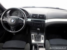 BMW 330 | 4