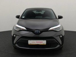 Toyota C-HR, 1.8 l., cross-country | 2