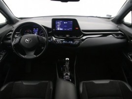 Toyota C-HR, 1.8 l., cross-country | 1