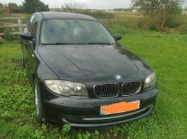 BMW 118 hatchback