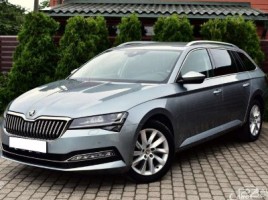 Skoda Superb universalas