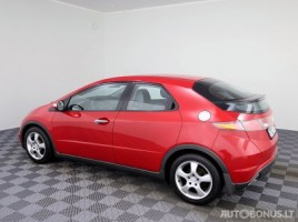 Honda Civic, 1.8 l., hečbekas | 3