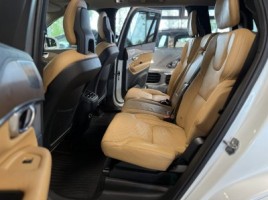 Volvo XC90 | 4