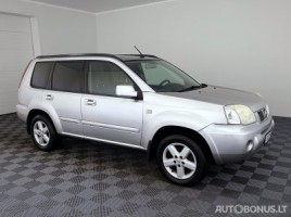Nissan X-Trail cross-country