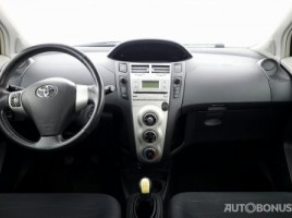 Toyota Yaris, 1.0 l., hečbekas | 4