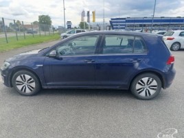 Volkswagen Golf | 2