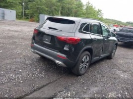 Mercedes-Benz GLA250, visureigis | 2