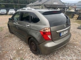 Honda FR-V | 1