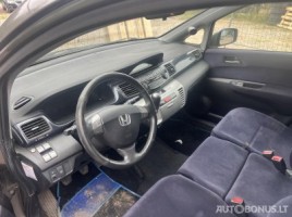 Honda FR-V | 2